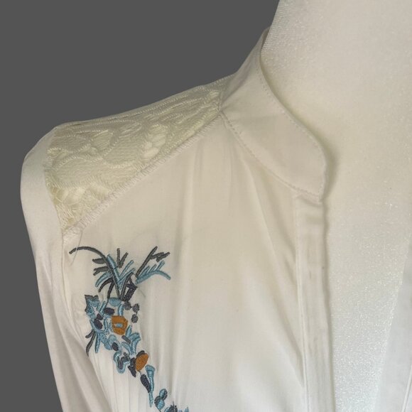 Anthropologie Embroidered Kalei Buttondown – Size XS, NWT - Picture 3 of 8